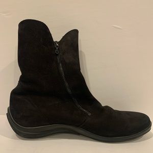 Arche Black Nubuck Suede Boots